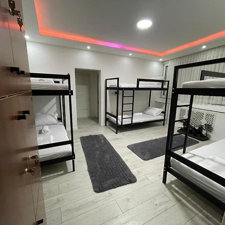 Shesh Hostel Prishtinë Luaran gambar