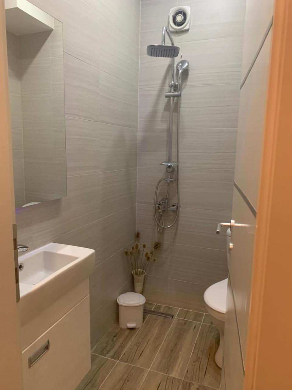 Shesh Hostel Prishtinë Luaran gambar