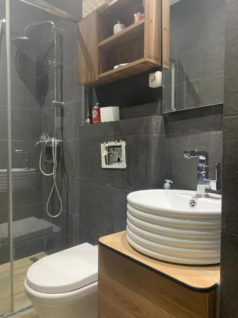 Shesh Hostel Prishtinë Luaran gambar